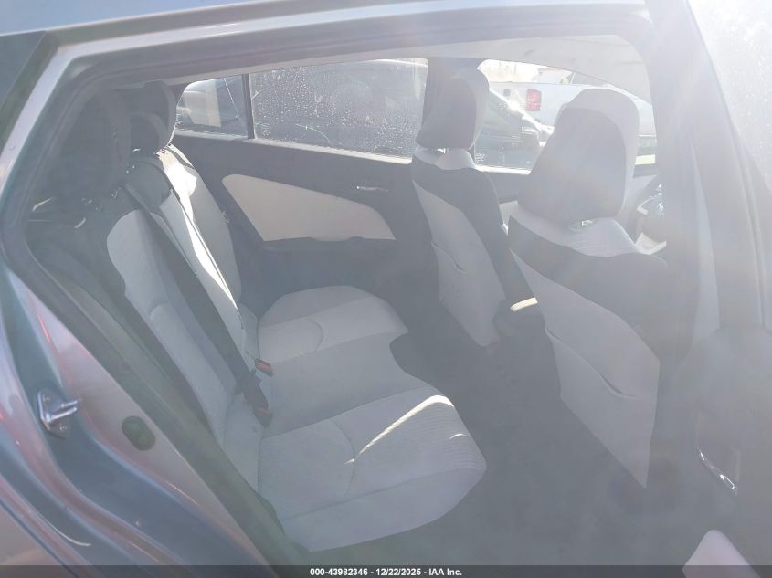 2018 Toyota Prius Three VIN: JTDKARFU3J3067521 Lot: 43982346