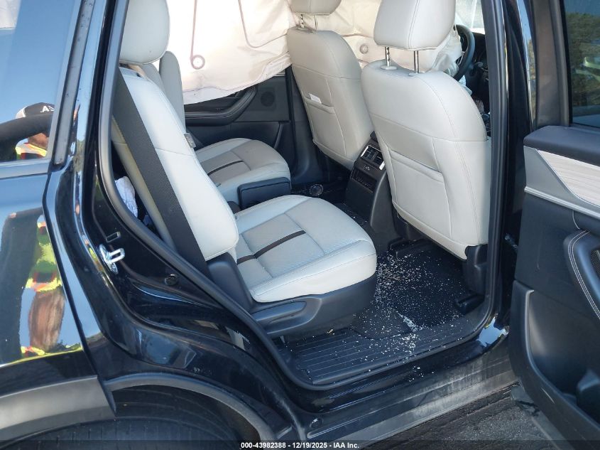 2024 Mazda Cx-90 3.3 Turbo Premium VIN: JM3KKDHD6R1124547 Lot: 43982388