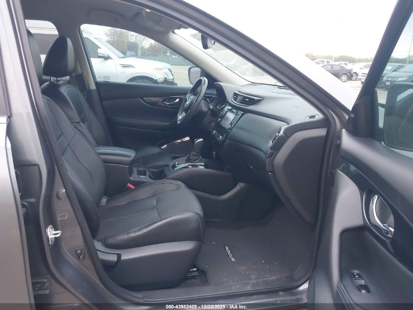 2017 Nissan Rogue Sl VIN: 5N1AT2MT0HC784200 Lot: 43982409