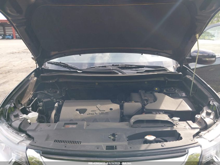 2018 Mitsubishi Outlander Se VIN: JA4AD3A30JZ017018 Lot: 43982412