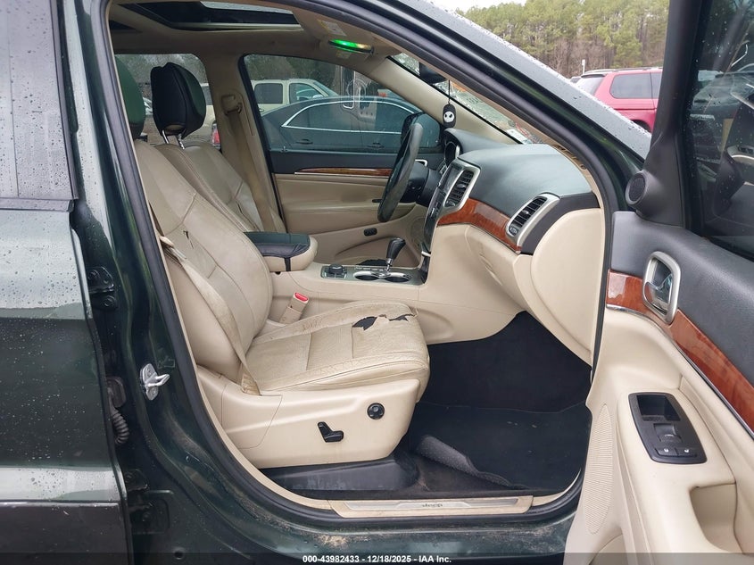 1J4RR5GT5BC745543 2011 JEEP GRAND CHEROKEE photo no. 5