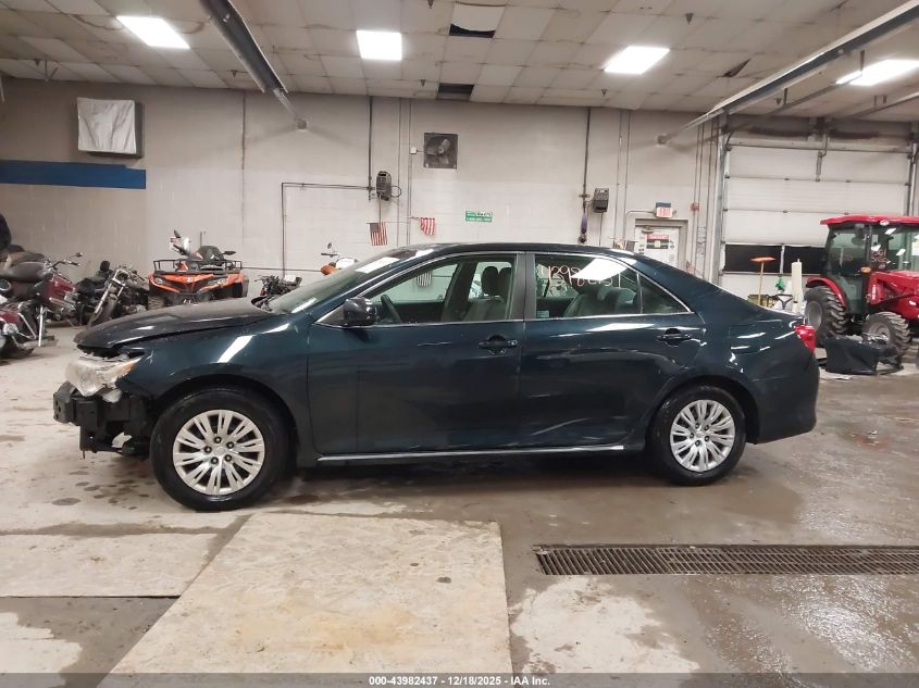 2014 Toyota Camry Le VIN: 4T4BF1FK7ER402153 Lot: 43982437