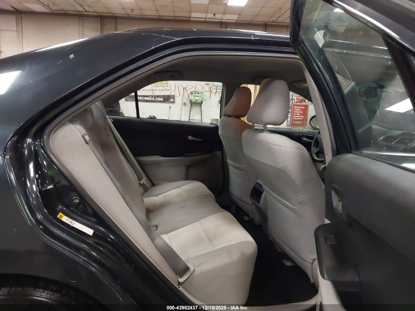 2014 Toyota Camry Le VIN: 4T4BF1FK7ER402153 Lot: 43982437