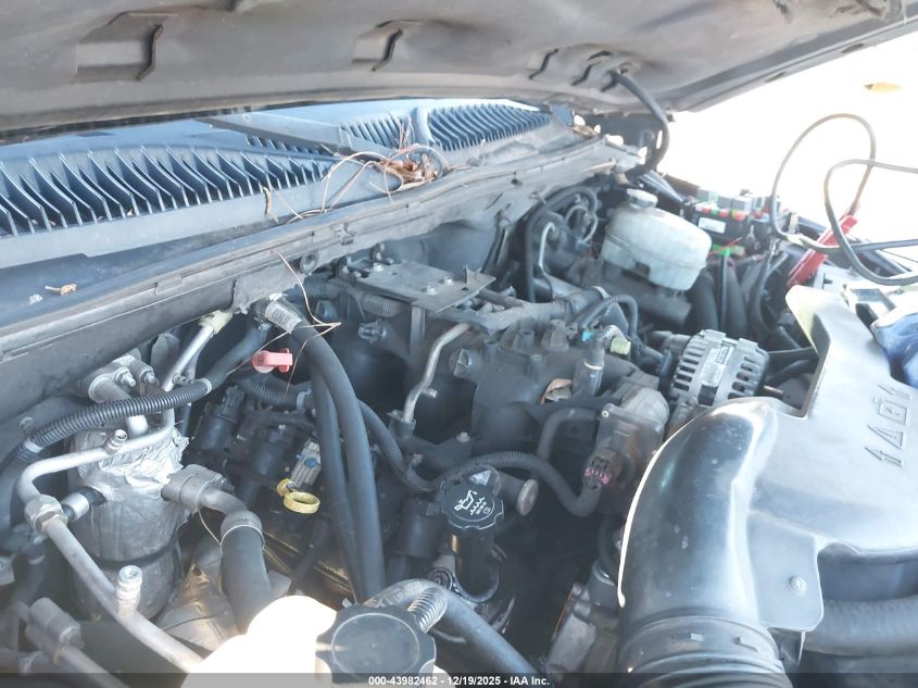 2004 GMC Yukon Slt VIN: 1GKEC13V94R125336 Lot: 43982462