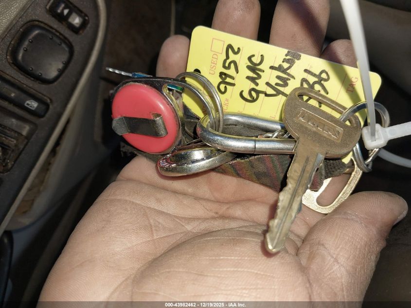 2004 GMC Yukon Slt VIN: 1GKEC13V94R125336 Lot: 43982462