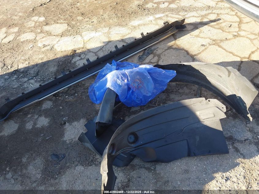 2017 Dodge Journey Crossroad Plus VIN: 3C4PDCGG5HT617755 Lot: 43982469