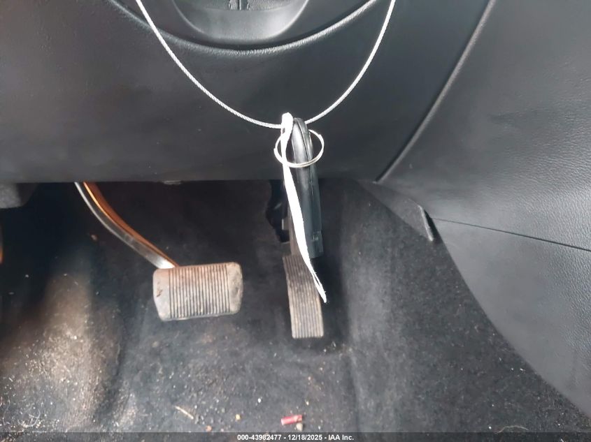 2012 Jeep Grand Cherokee Laredo VIN: 1C4RJEAT2CC361808 Lot: 43982477