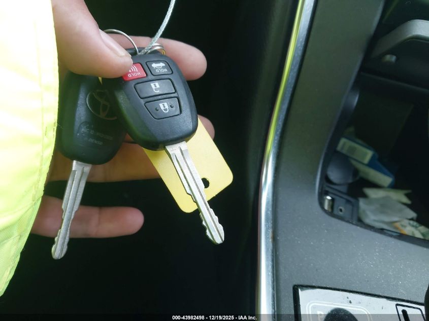 2016 Toyota Camry Se VIN: 4T1BF1FK8GU124876 Lot: 43982498