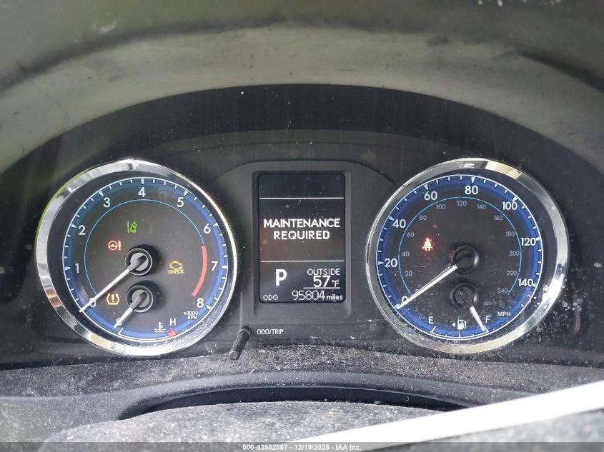 2017 Toyota Corolla Le VIN: 5YFBURHE0HP678525 Lot: 43982507