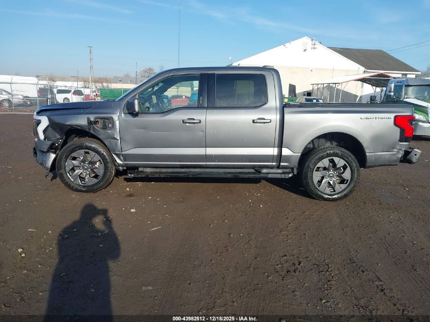 2022 Ford F-150 Lightning Lariat VIN: 1FT6W1EV4NWG11074 Lot: 43982512