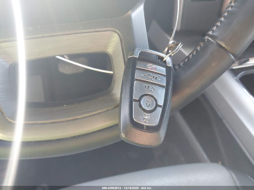 2022 Ford F-150 Lightning Lariat VIN: 1FT6W1EV4NWG11074 Lot: 43982512