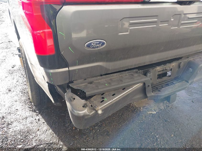 2022 Ford F-150 Lightning Lariat VIN: 1FT6W1EV4NWG11074 Lot: 43982512