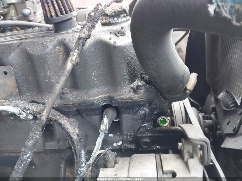 1989 Jeep Wrangler / Yj VIN: 2J4FY29T3KJ155851 Lot: 43982513