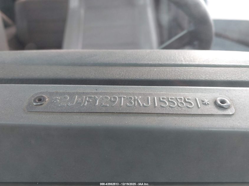 1989 Jeep Wrangler / Yj VIN: 2J4FY29T3KJ155851 Lot: 43982513