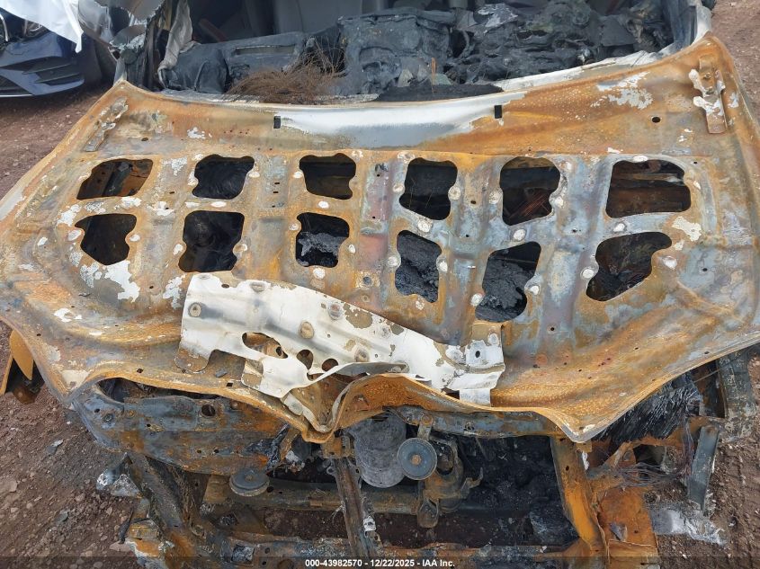 2008 Toyota Highlander Limited VIN: JTEDS42A682006115 Lot: 43982570