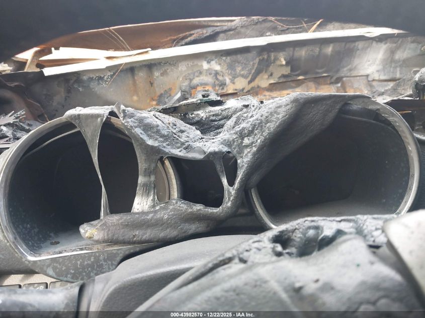 2008 Toyota Highlander Limited VIN: JTEDS42A682006115 Lot: 43982570