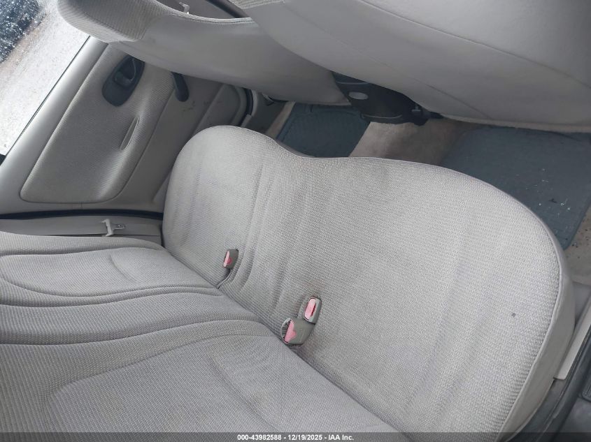 2001 Saturn Sl VIN: 1G8ZF52891Z304828 Lot: 43982588