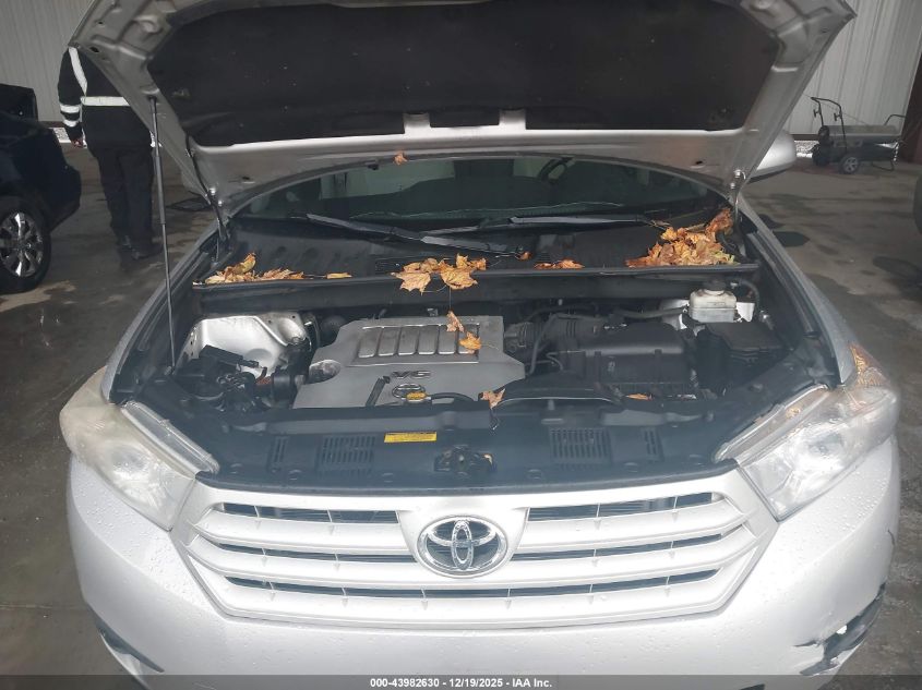 2013 Toyota Highlander Base V6 VIN: 5TDBK3EH0DS219062 Lot: 43982630