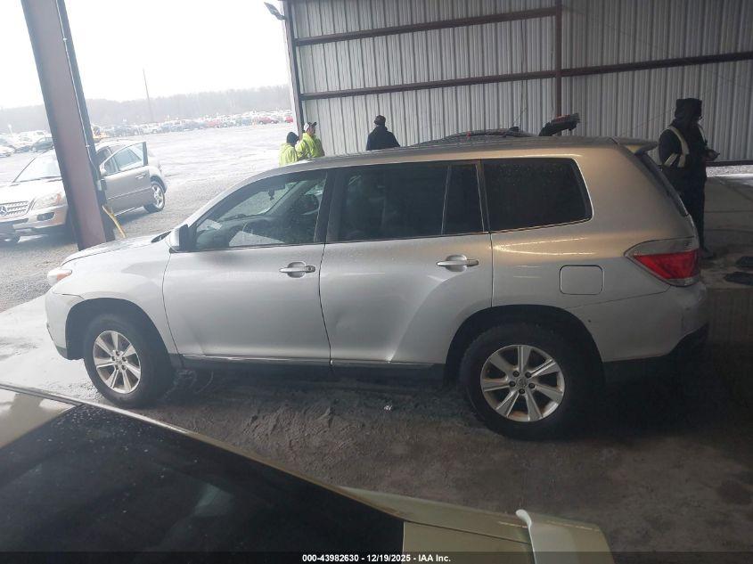 2013 Toyota Highlander Base V6 VIN: 5TDBK3EH0DS219062 Lot: 43982630