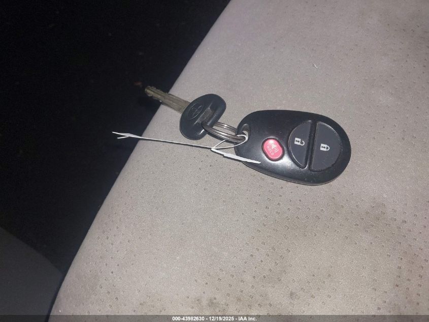 2013 Toyota Highlander Base V6 VIN: 5TDBK3EH0DS219062 Lot: 43982630