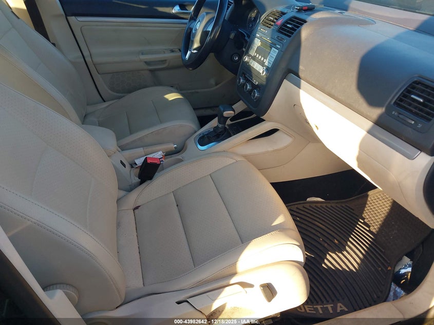 2010 Volkswagen Jetta Limited Edition