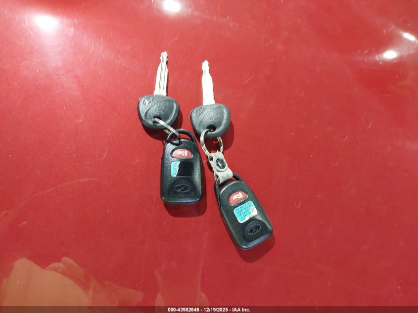 2012 Hyundai Elantra Gls (Ulsan Plant) VIN: KMHDH4AE2CU274272 Lot: 43982646