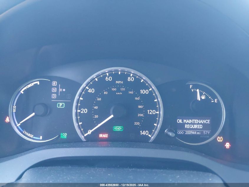 2011 Lexus Ct 200H Premium VIN: JTHKD5BH1B2032362 Lot: 43982650