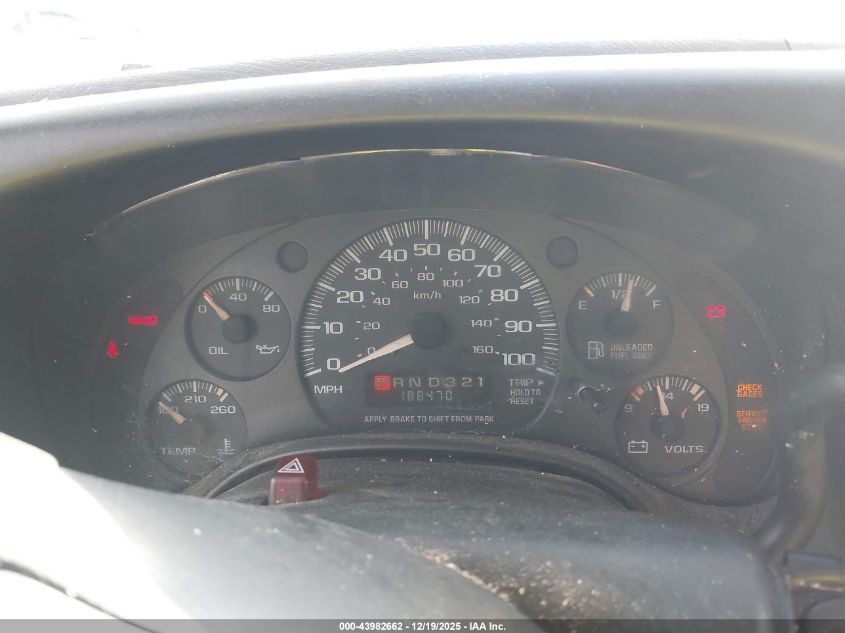 2002 Chevrolet Express VIN: 1GCFG25WX21100442 Lot: 43982662