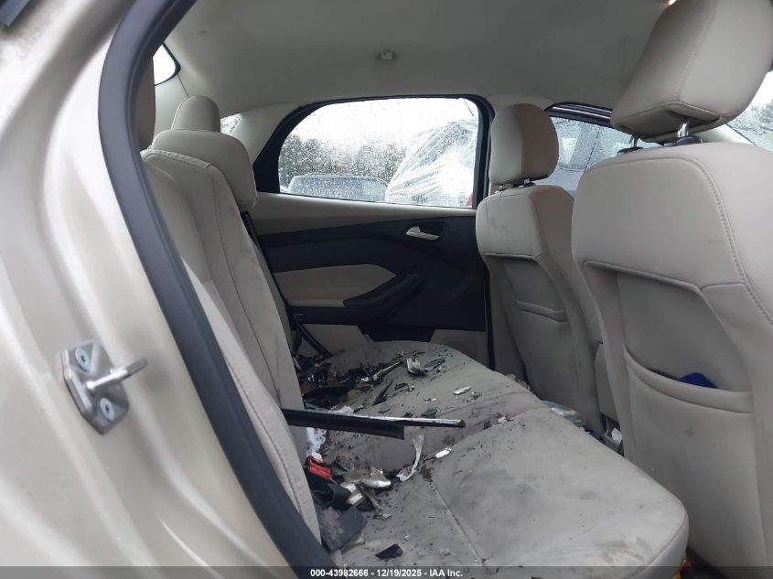 2017 Ford Focus Se VIN: 1FADP3F28HL213639 Lot: 43982666