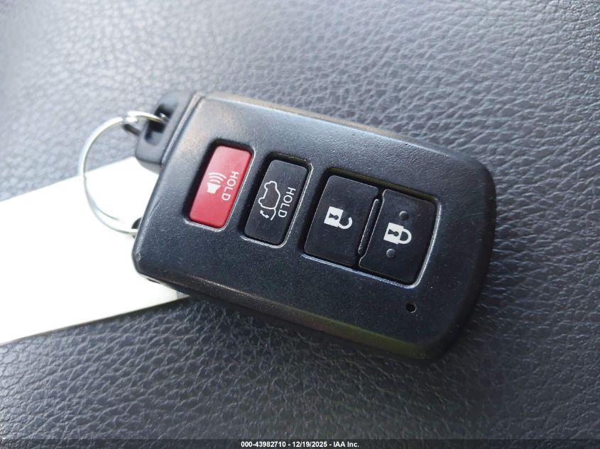 2015 Toyota Highlander Xle V6 VIN: 5TDJKRFH7FS212206 Lot: 43982710