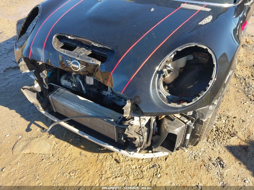 2022 Mini Hardtop John Cooper Works VIN: WMW73DH0XN2R38632 Lot: 43982717
