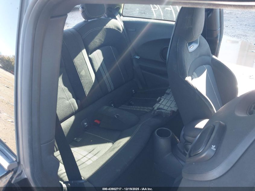 2022 Mini Hardtop John Cooper Works VIN: WMW73DH0XN2R38632 Lot: 43982717