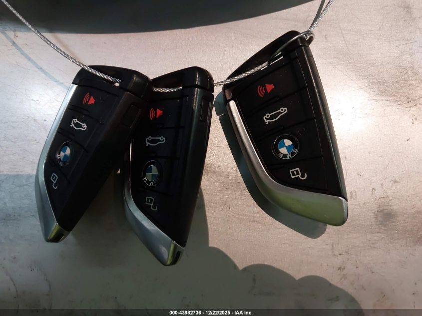 2021 BMW X3 Phev xDrive30E VIN: 5UXTS1C02M9E16921 Lot: 43982736