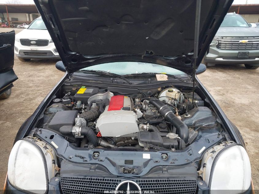 1998 Mercedes-Benz Slk 230 VIN: WDBKK47F0WF046050 Lot: 43982782