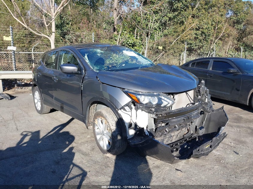 2017 Nissan Rogue Sport S