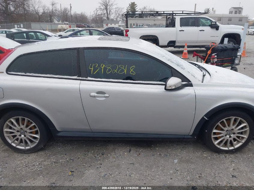 2011 Volvo C30 T5/T5 R-Design VIN: YV1672MK7B2203627 Lot: 43982818