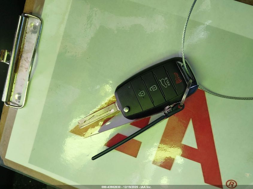 2018 Kia Sorento 2.4L Lx VIN: 5XYPG4A35JG378028 Lot: 43982830