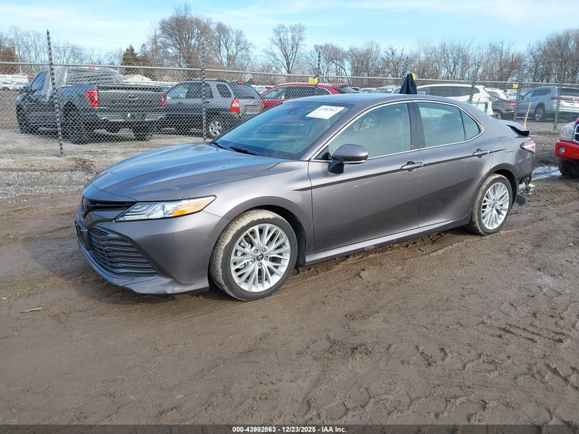 2020 Toyota Camry Xle