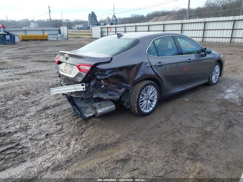 2020 Toyota Camry Xle