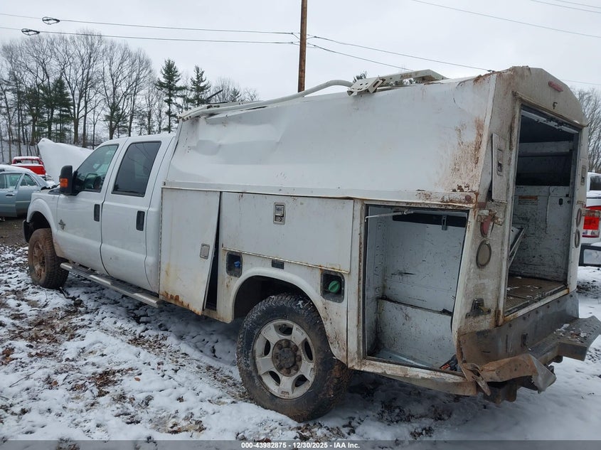 2011 Ford F-350 Chassis Xlt