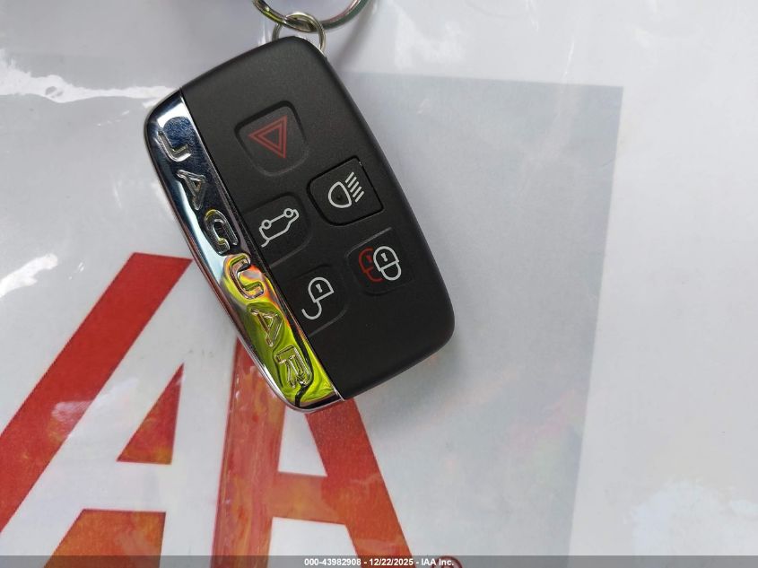 2017 Jaguar F-Pace 35T Premium VIN: SADCJ2BV5HA885823 Lot: 43982908