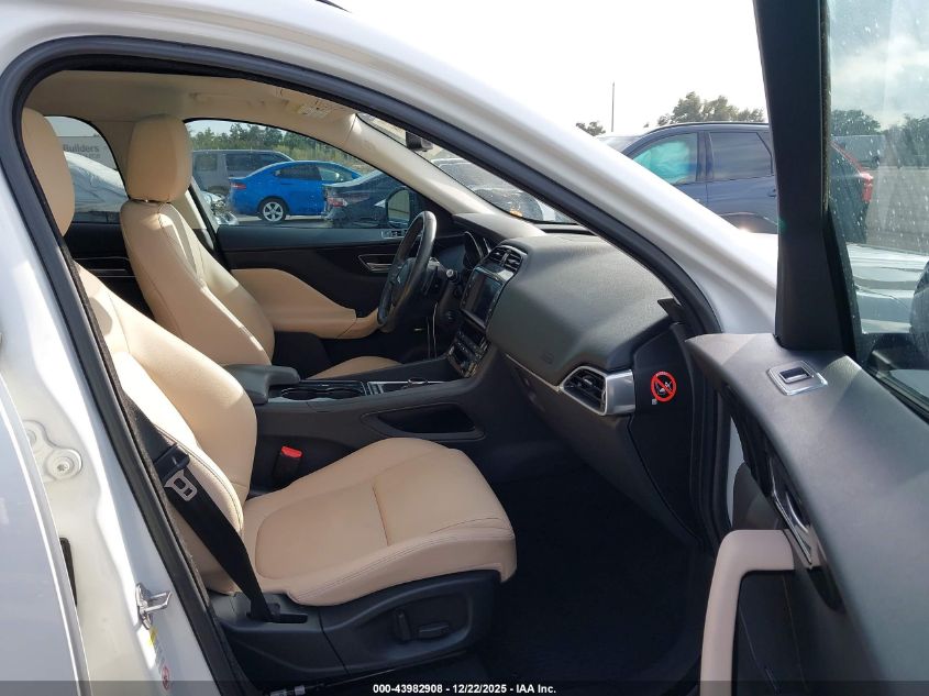 2017 Jaguar F-Pace 35T Premium VIN: SADCJ2BV5HA885823 Lot: 43982908