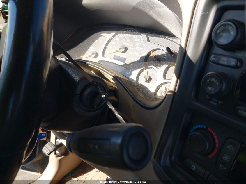 2005 GMC Yukon Xl 1500 Slt VIN: 3GKFK16Z05G294930 Lot: 43982929