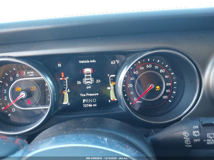 2018 Jeep Wrangler Unlimited Rubicon 4X4 VIN: 1C4HJXFG8JW314670 Lot: 43982936