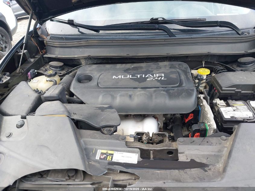 2018 Jeep Cherokee Latitude Fwd VIN: 1C4PJLCB1JD552725 Lot: 43982934