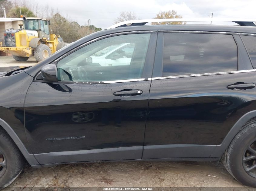 2018 Jeep Cherokee Latitude Fwd VIN: 1C4PJLCB1JD552725 Lot: 43982934