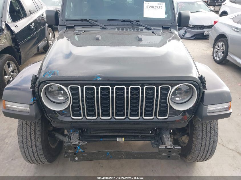 2025 Jeep Wrangler 4-Door Sahara 4X4 VIN: 1C4PJXEN0SW527318 Lot: 43982937