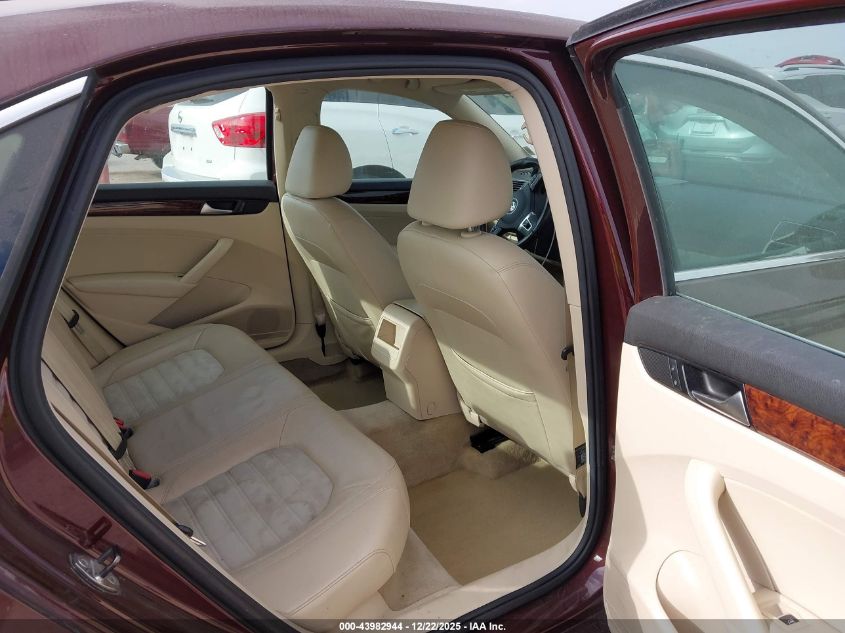 2012 Volkswagen Passat 2.0L Tdi Sel Premium VIN: 1VWCN7A3XCC080682 Lot: 43982944