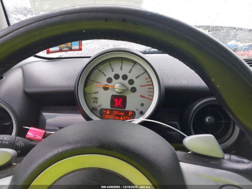 2010 Mini Cooper S Clubman VIN: WMWMM3C50ATZ33179 Lot: 43982950