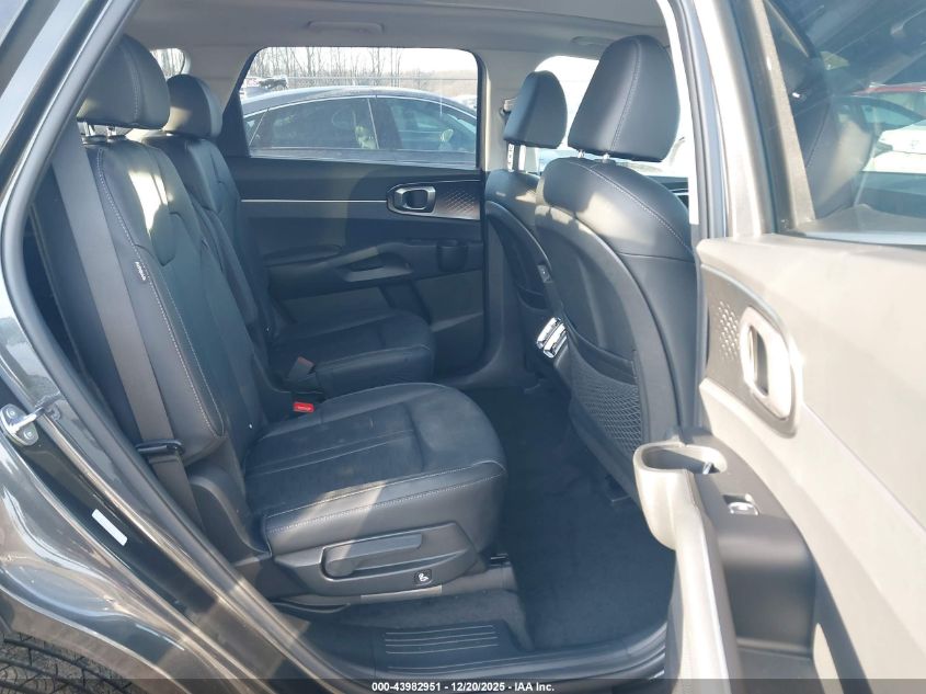 2019 Kia Sorento 2.4L Lx VIN: 5XYPG4A33KG510625 Lot: 43982951